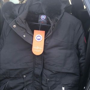 Canada Goose size L